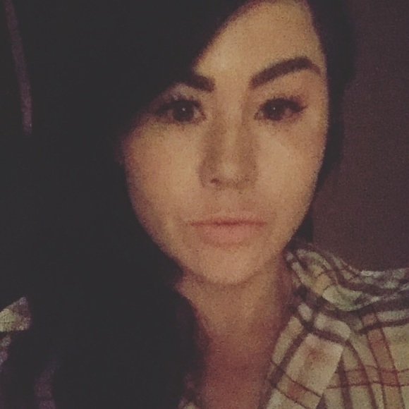 Meet your Posher, Mika - Picture 1 of 3